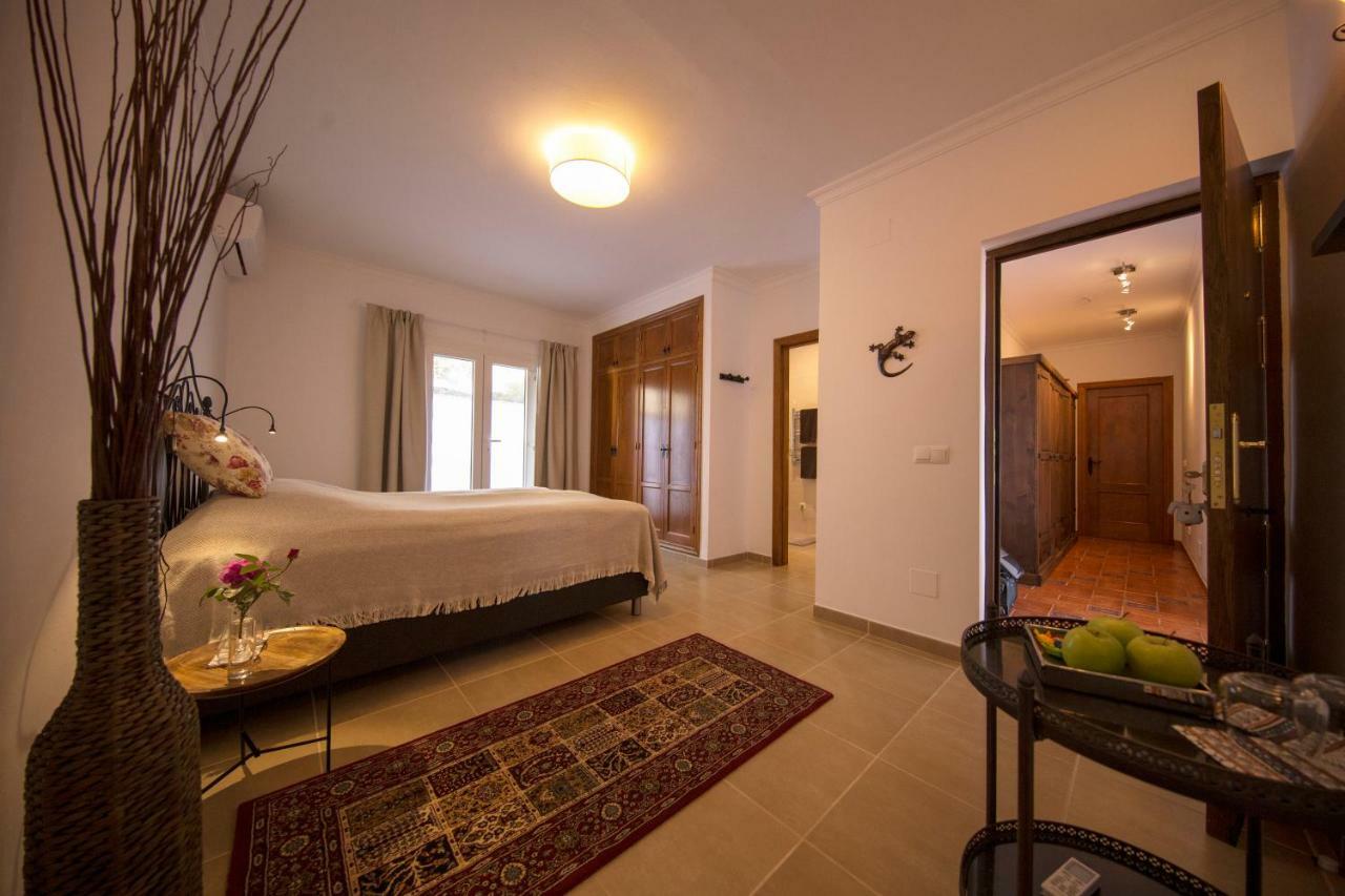 Casa-B Bed & Breakfast, Adults Recommended Cómpeta Eksteriør bilde